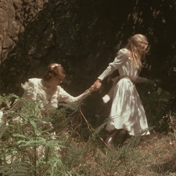 ♡︎✿︎Ш𝙺oл𝚊 ф𝚎й✿︎♡︎